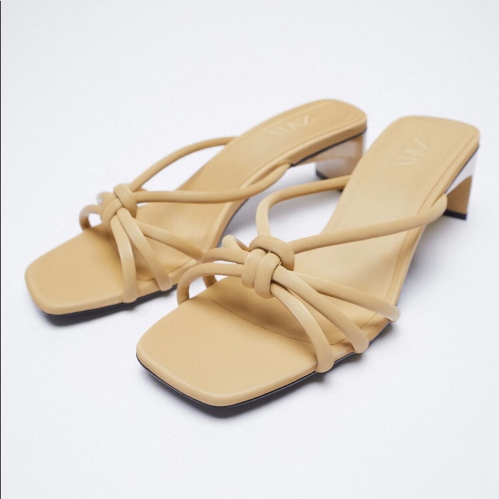 ✅🌹Zara Sandals with Knot Details. - Picture 6 of 7